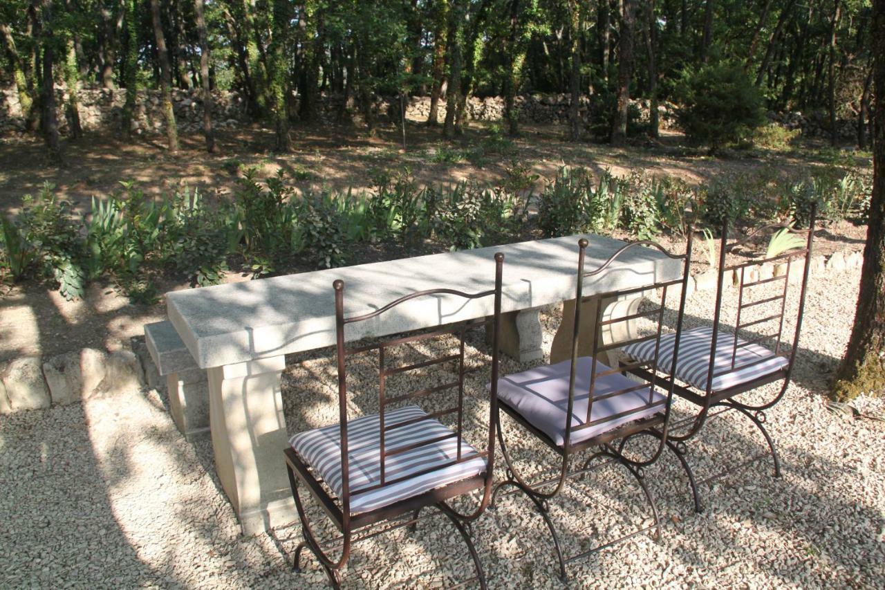 Le Hameau Fleur De Pierres , Chambre , Gite Et Table D'Hotes Murs  Eksteriør bilde